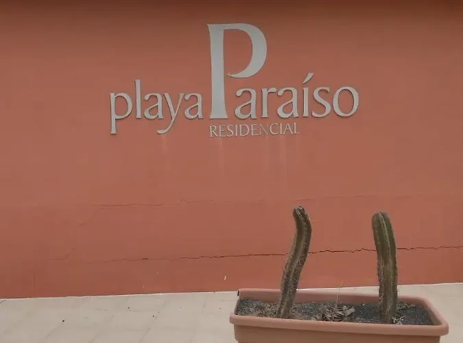 / Playa Paraiso Laguna Blu